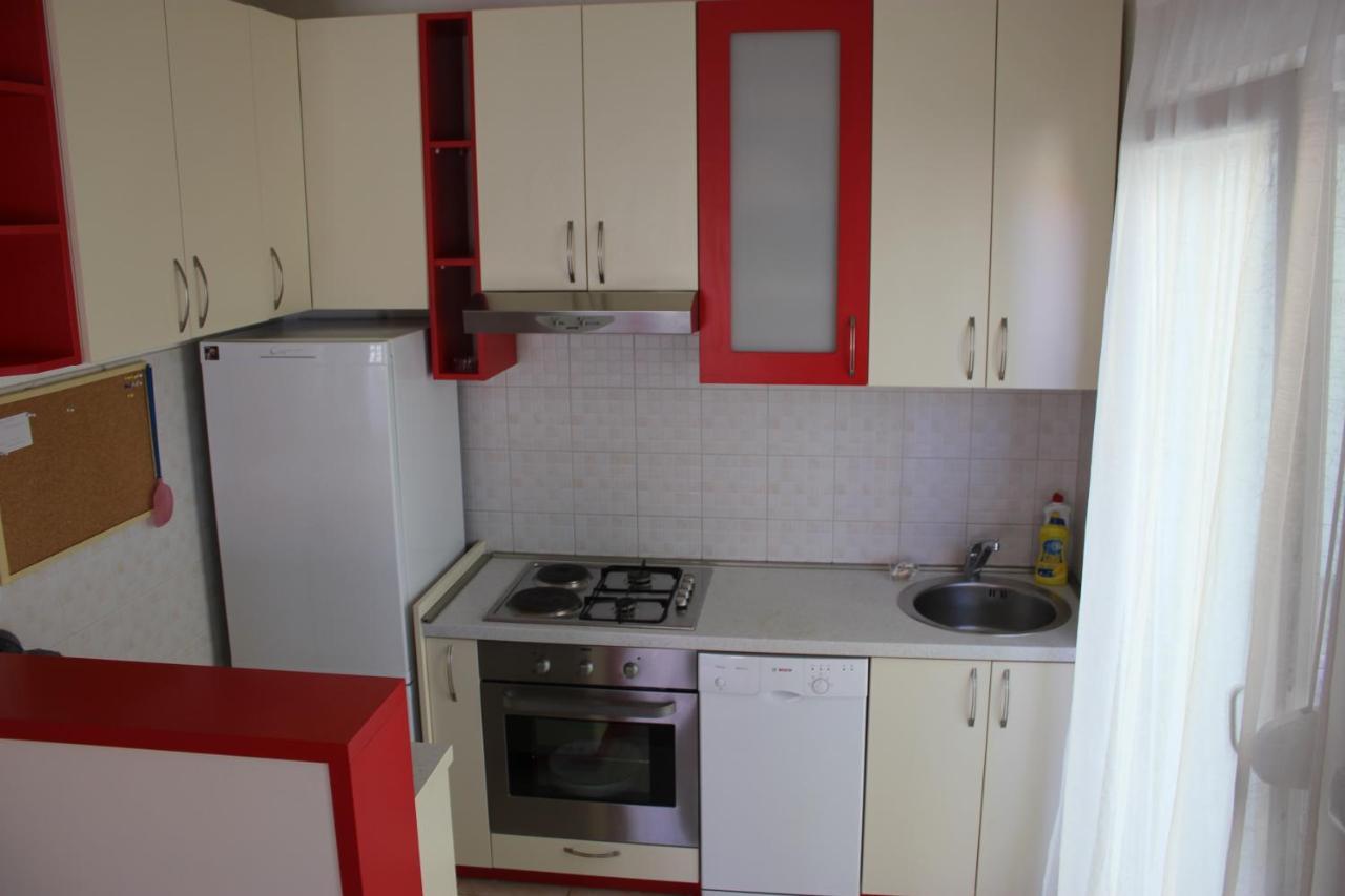 Toni Apartamento Omiš Exterior foto